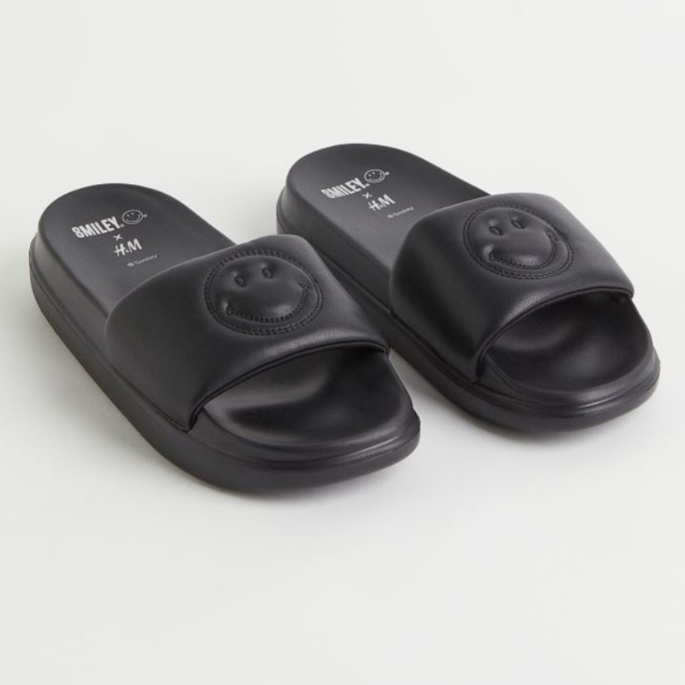 Smiley x H&M Padded Slides